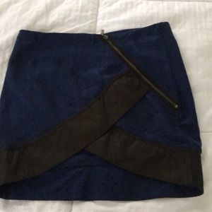 Black and blue tweed mini skirt